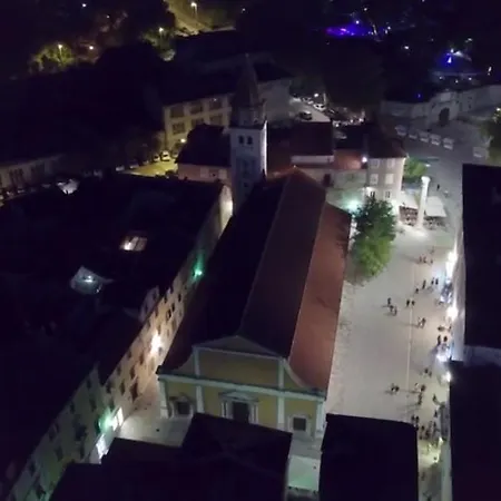 아파트 Leo Near Bridge *