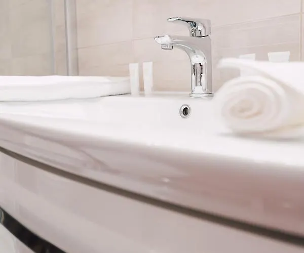 Apartment Leo Near Bridge Zadar