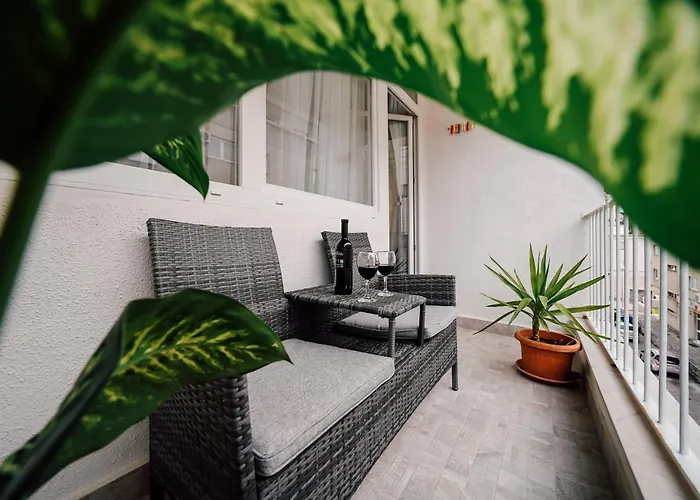 Leo Near Bridge Apartment Zadar