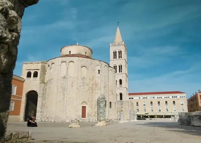 Leo Near Bridge Apartment Zadar